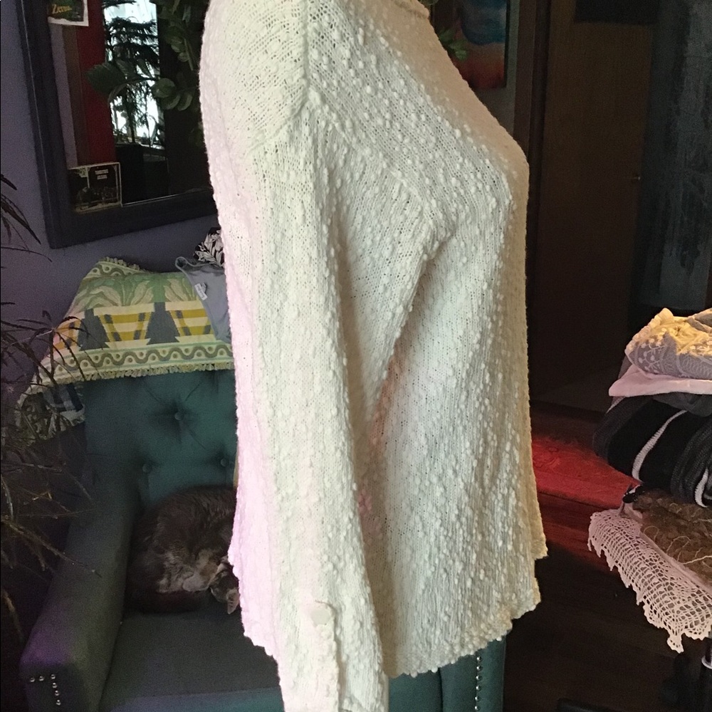 Sweater - Picture 2 of 3